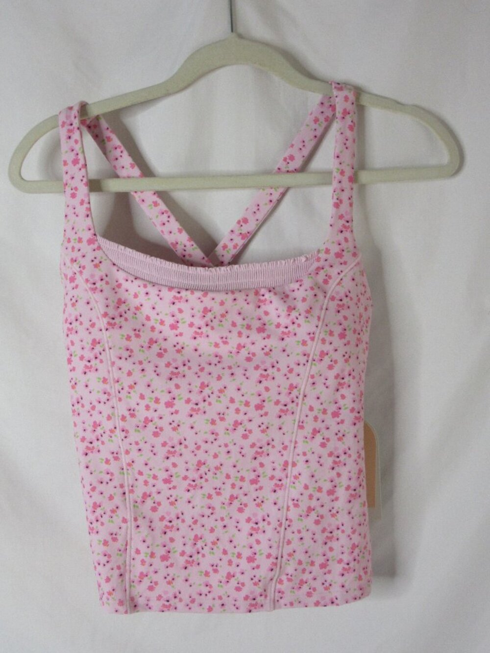 Blogilates Princess Tank Top Pink Floral Active Wear Size Medium NWT - Picture 2 of 9